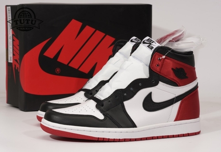 Air Jordan 1 Retro High Satin Black Toe size 36-46